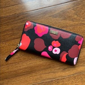 Kate Spade Spencer Wallet | pink/red flower